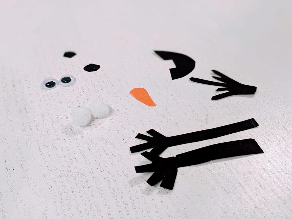 Materialien - 2 Schritte: Schnellen Schneemann aus Pappbecher basteln mit Kindern