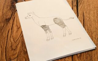 Witziges Okapi: Vorlage der afrikanischen Dschungel-Giraffe zum ausmalen, bekleben, ausschneiden und basteln mit Kindern