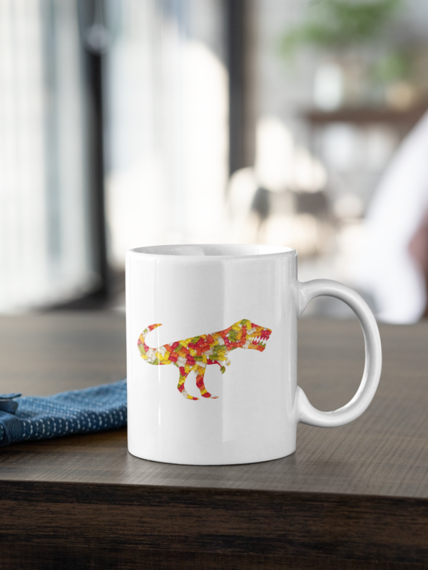 Tasse "T-Rex mit Hunger auf Gummibärchen": Einzigartiges Geschenk für kleine und große Dinosaurier-Freunde - Tasse glossy
