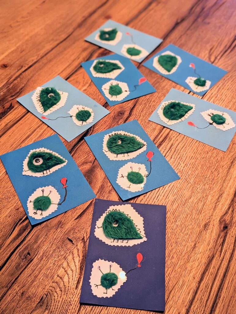 3 Schritte: Kuschelige Monster einfach basteln als originelle Einladung zum Kindergeburtstag 159 5 Schritte: Kuschelige Monster einfach basteln als originelle Einladung zum Kindergeburtstag